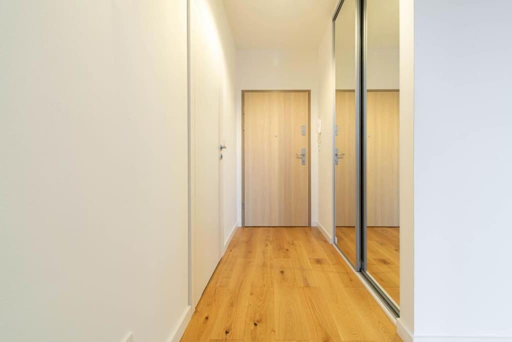 Olive Tree - Klimatyzacja - Air Conditioning-self-check-in
